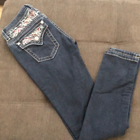 Miss Me Denim - Miss Me skinny jeans with jewel detail on back. Size 28